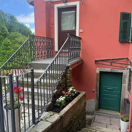 La Casina Con Giardino Holiday home *