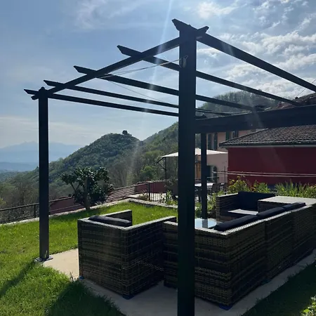 Holiday home La Casina Con Giardino Quaratica